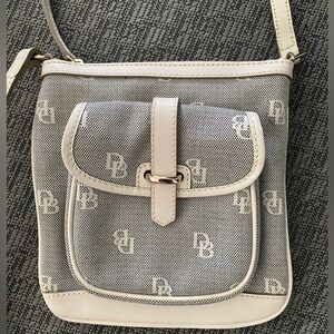 Dooney and Bourke crossbody purse NWOT